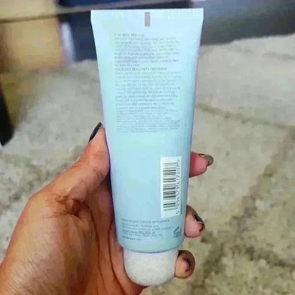 ESPA Exfoliating Body Polish - Picture 3 of 5